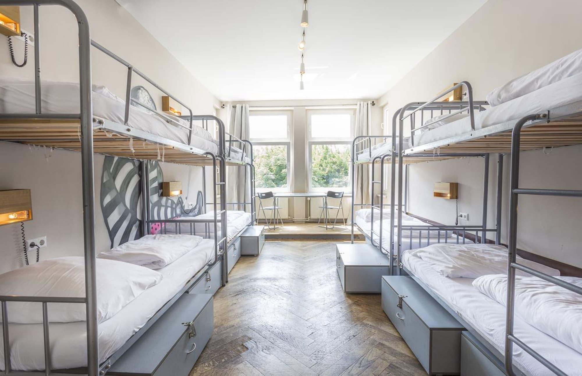 Single Bed 8-Bed Mixed Dormitory Room,1219279246:JPEG