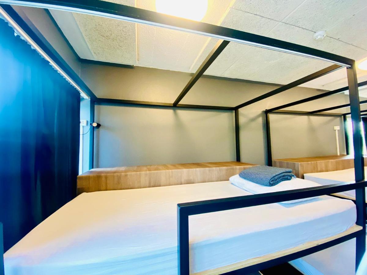 Bed 20-Bed Dormitory room