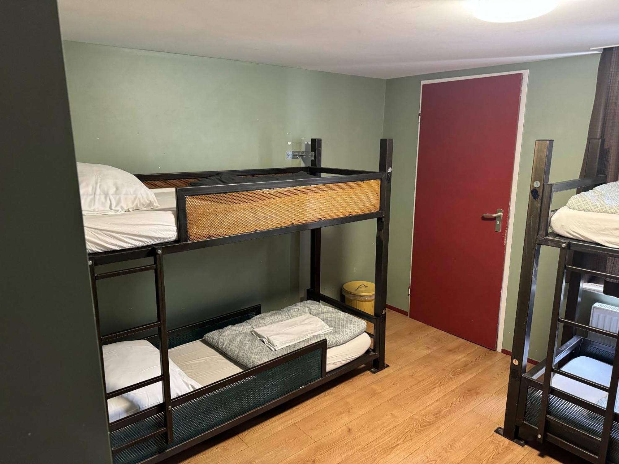 Bed in 6-Bed Mixed Dormitory Room,1516412641:JPEG