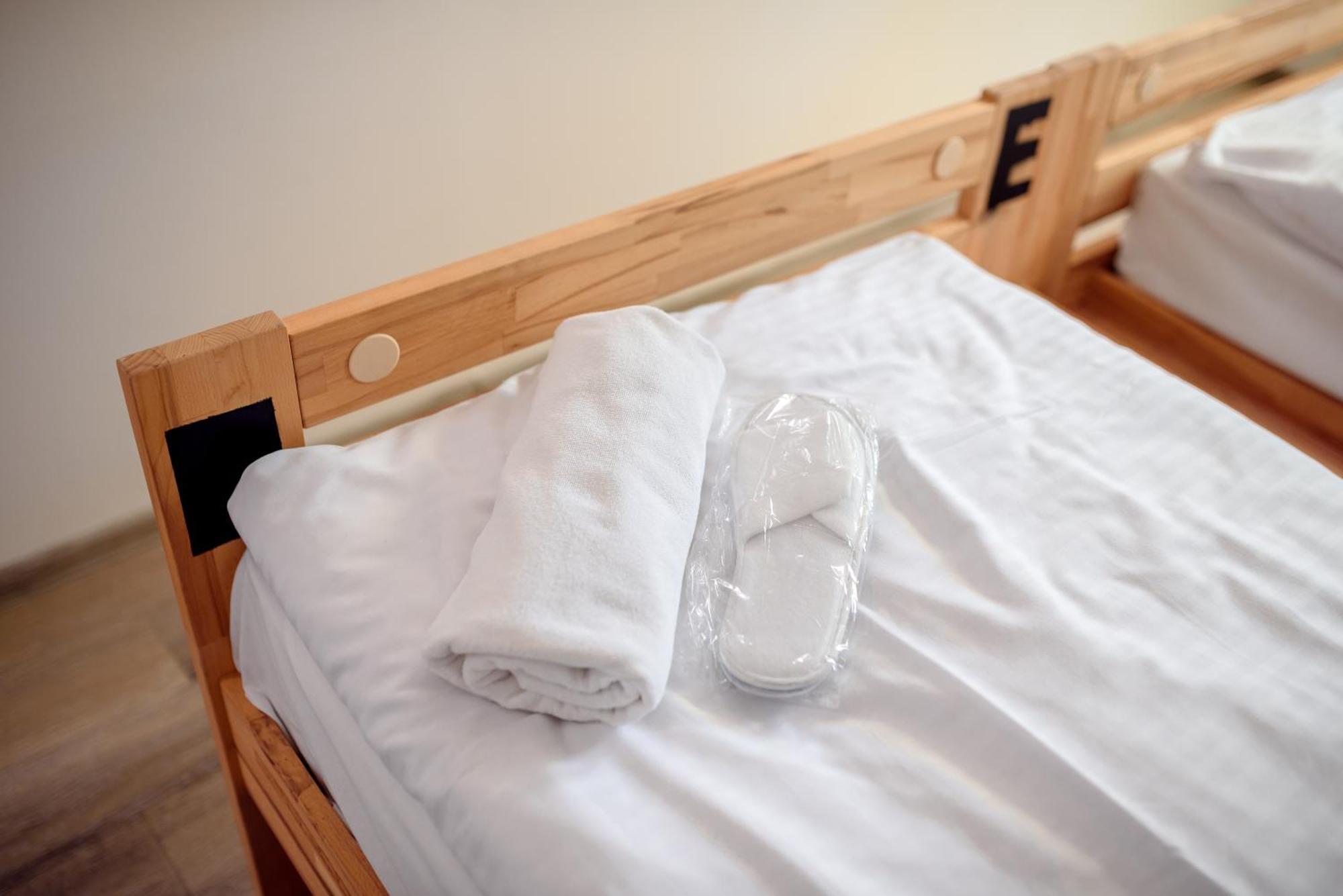 Private Room (4 Beds) - Private Bathroom