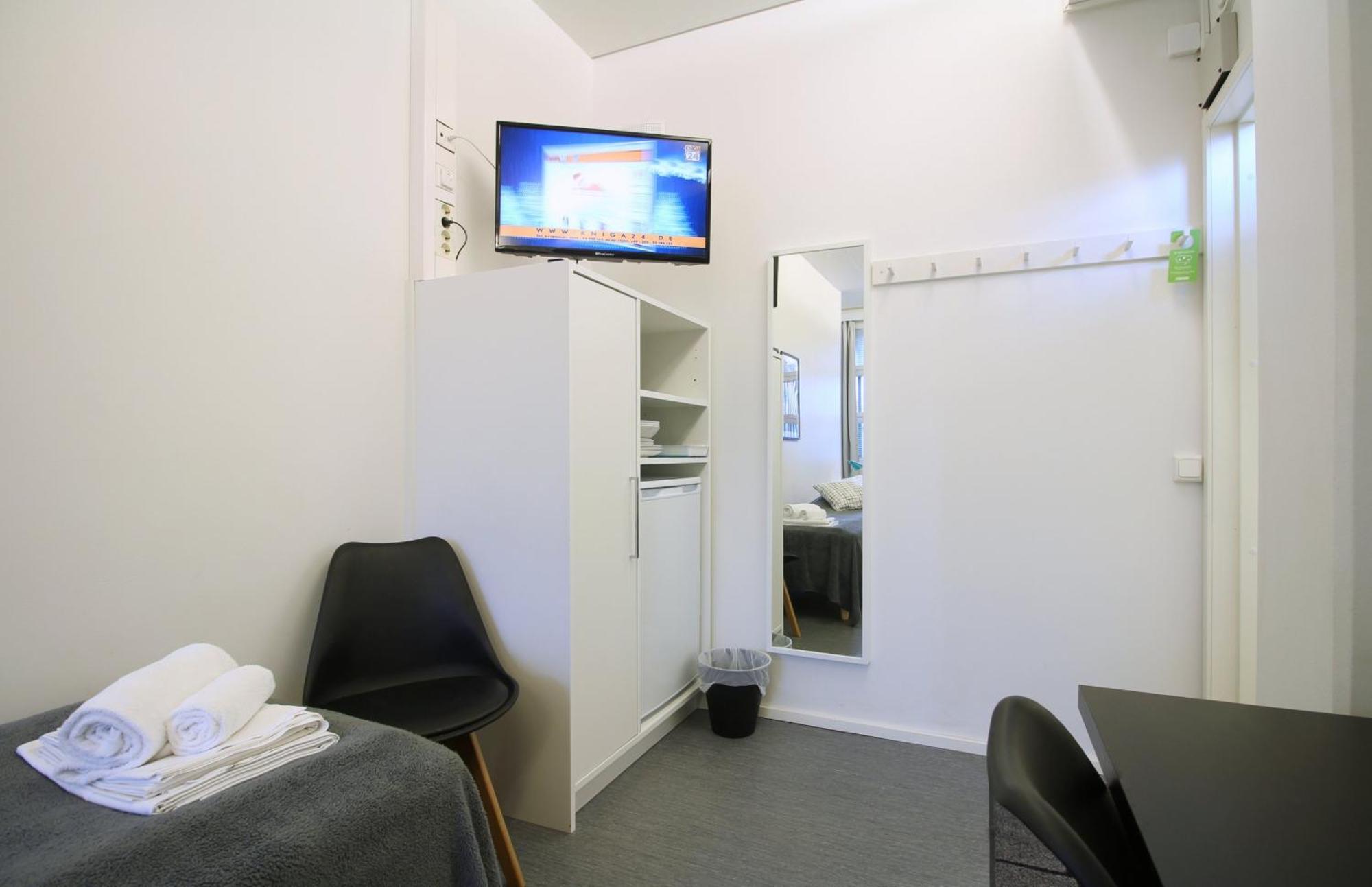 Basic Triple Room