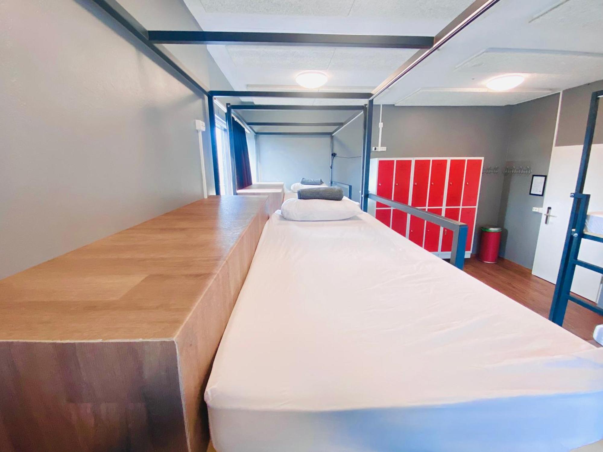 Bed 4-Bed Dormitory Room
