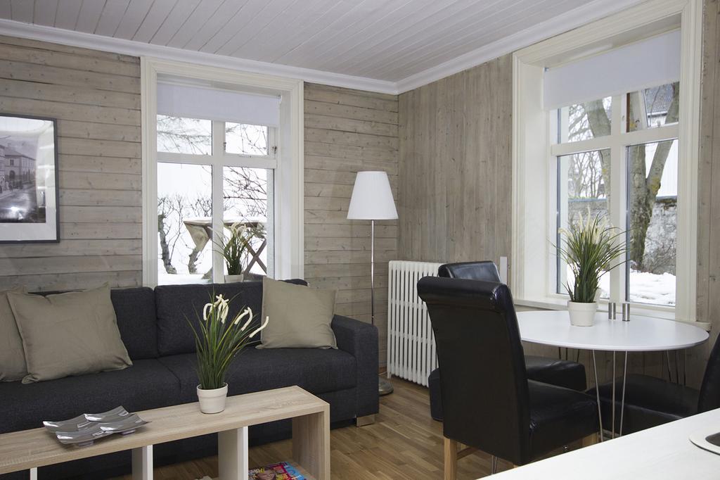Enkelrum med delad toalett