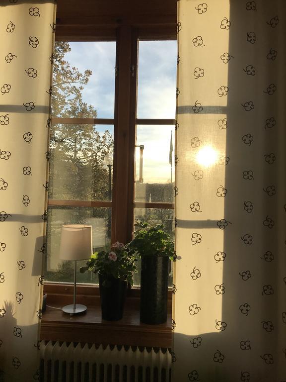 Fyrbäddsrum med delat badrum