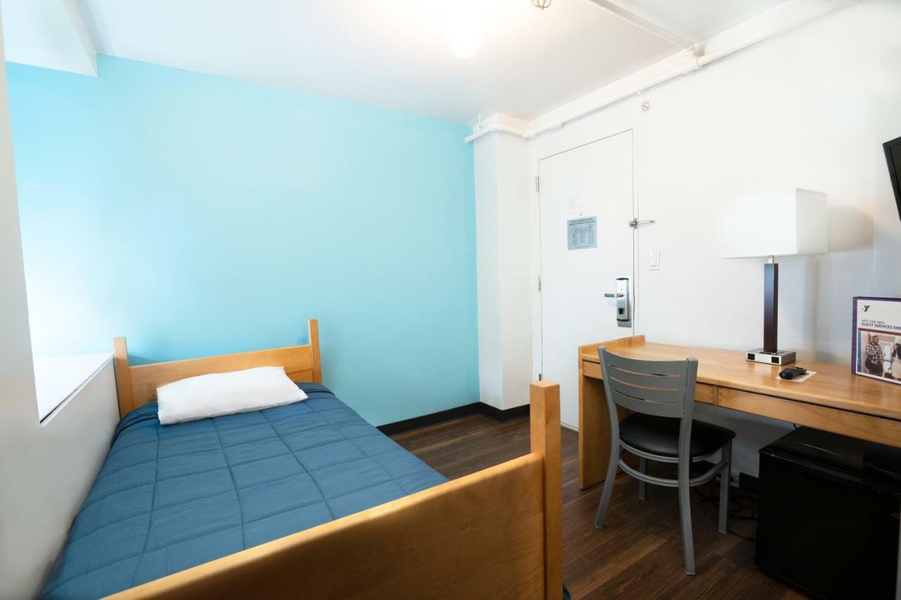 Privat enkelrum Deluxe med parkutsikt och delvis eget badrum