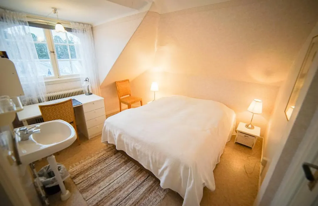 Liljeholmen Herrgård Hostel-1