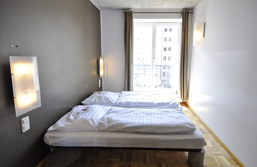Five Elements Hostel And Capsules Frankfurt-1