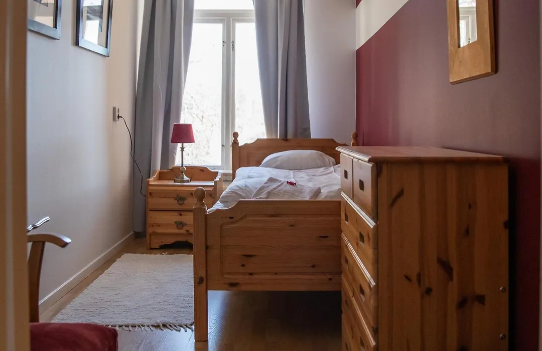 Hunnebergs Gard Hostel & Camping-1
