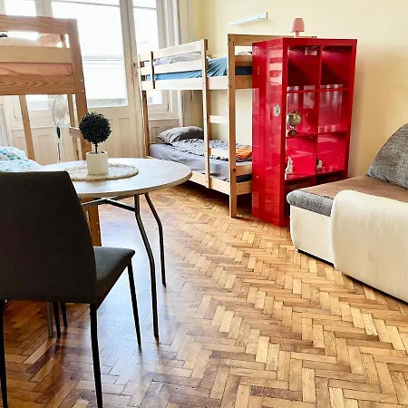 Zen Hostel By Central Market-2