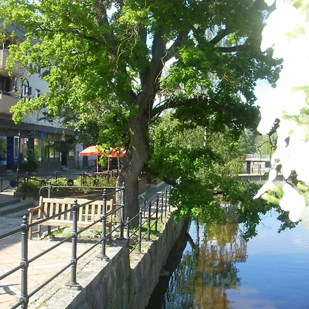 Vandrarhem Tre Knektar Köping-3
