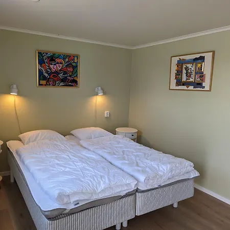 Vårhaga Vandrarhem-2