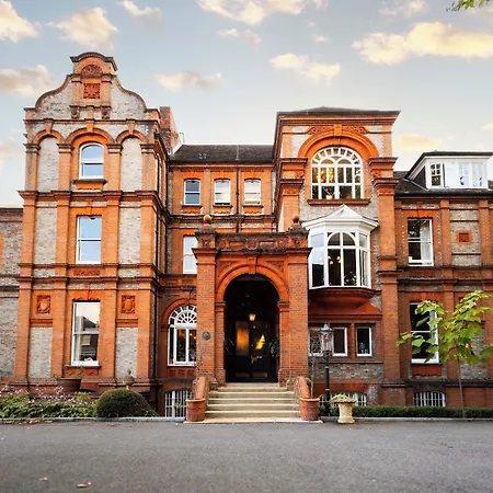 Palmers Lodge Swiss Cottage-3