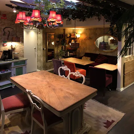 Skanstulls Boutique Hostel-3