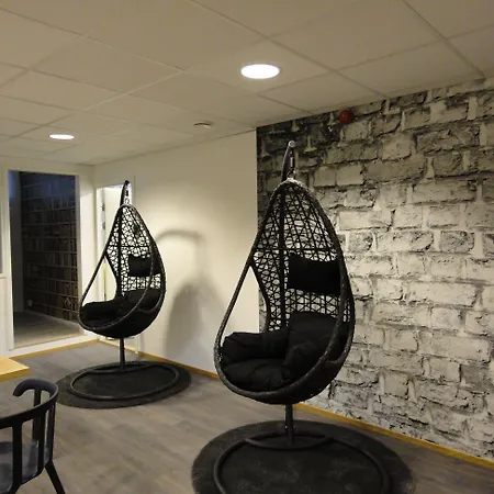 Forenom Hostel Helsinki Pitaejaenmaeki-2