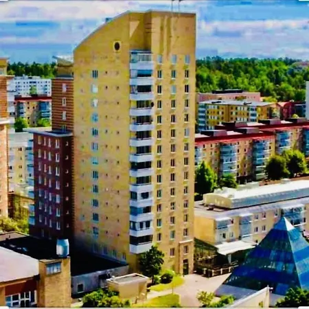 Golden Hostel-3