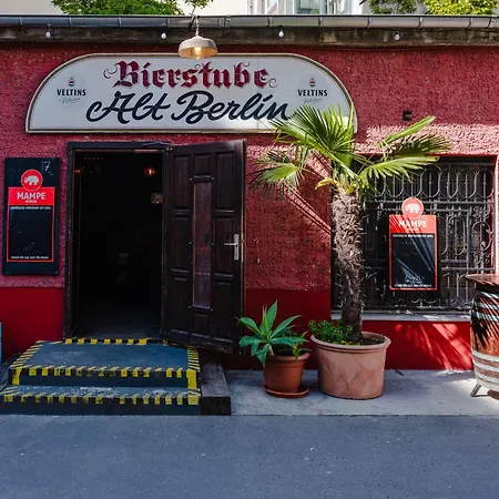 Ballhaus Berlin Hostel-3