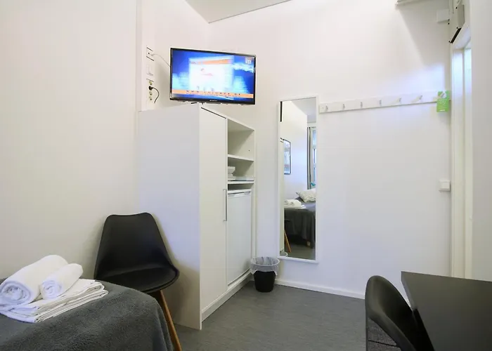 Forenom Hostel Helsinki Pitaejaenmaeki