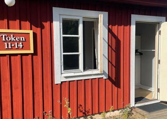 Vandrarhemmet Oelands Skogsby Färjestaden