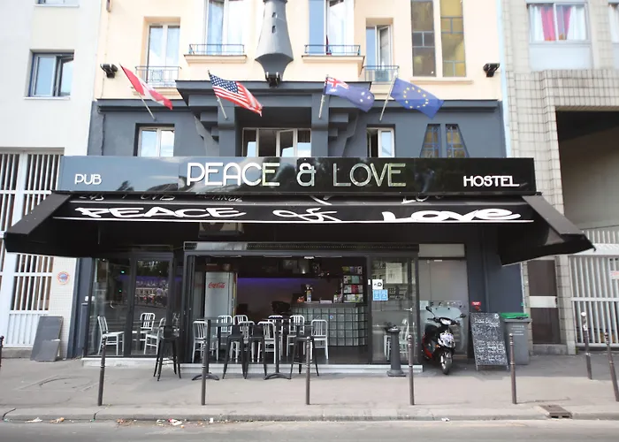 Peace & Love Hostel Paris
