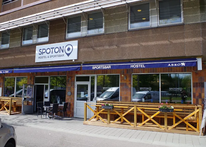 Spoton Hostel & Sportsbar