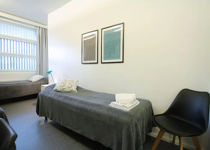 Forenom Hostel Helsinki Pitaejaenmaeki