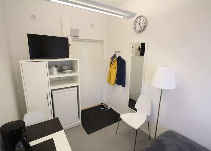 Forenom Hostel Helsinki Pitaejaenmaeki