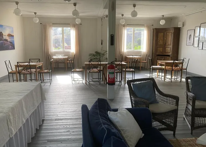 Kustnära Vandrarhem Hamburgsund