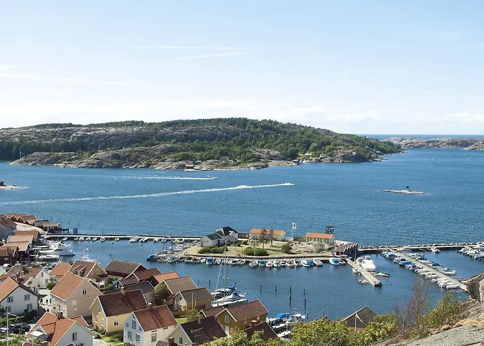 Badholmens Vandrarhem Fjällbacka